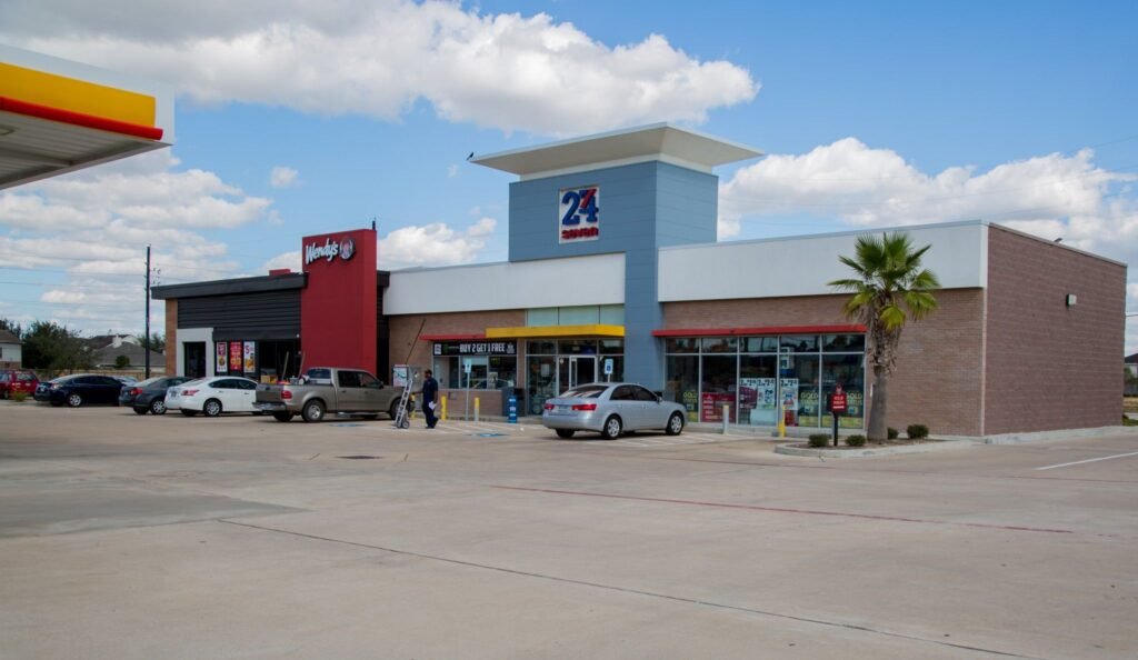 About-Dhanani-Private-Equity-Group-1-1_Page_05_Image_0002