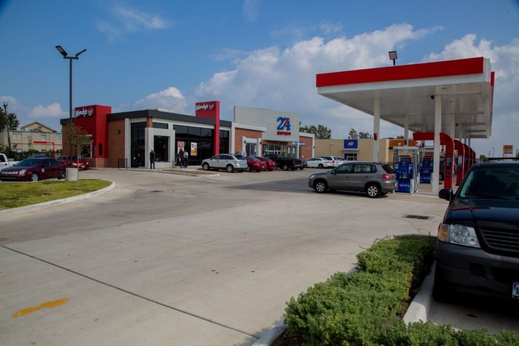 About-Dhanani-Private-Equity-Group-1-1_Page_06_Image_0002