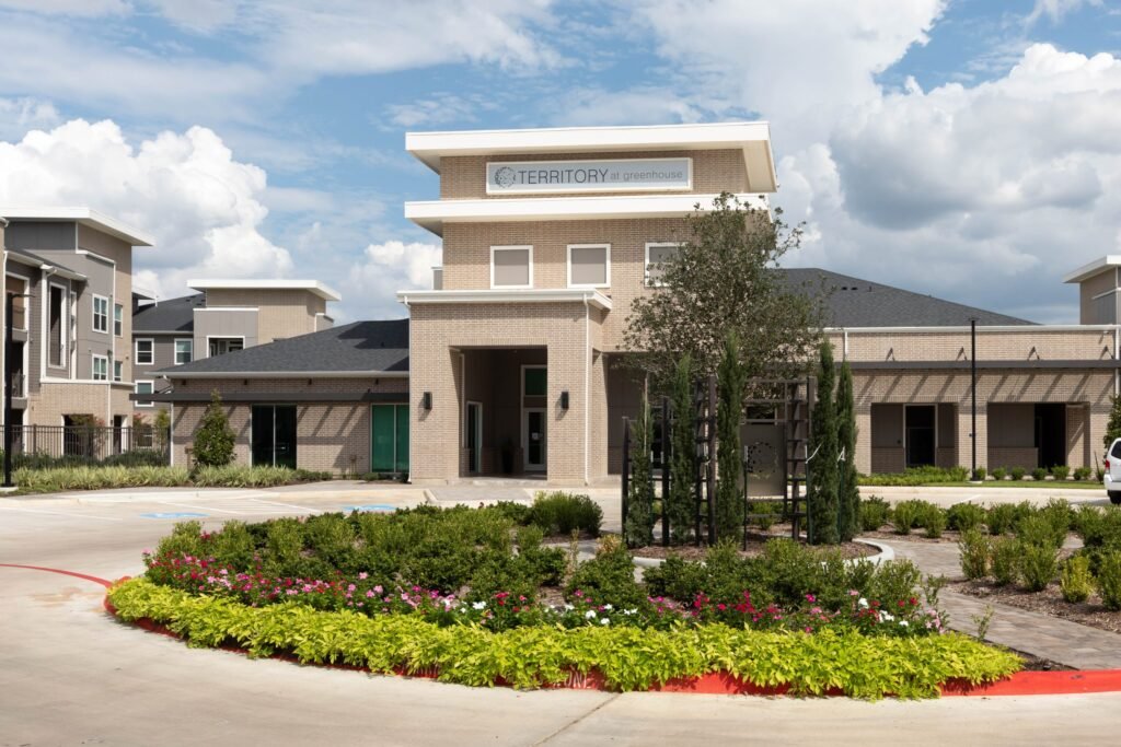 Territory-at-Greenhouse_04-scaled